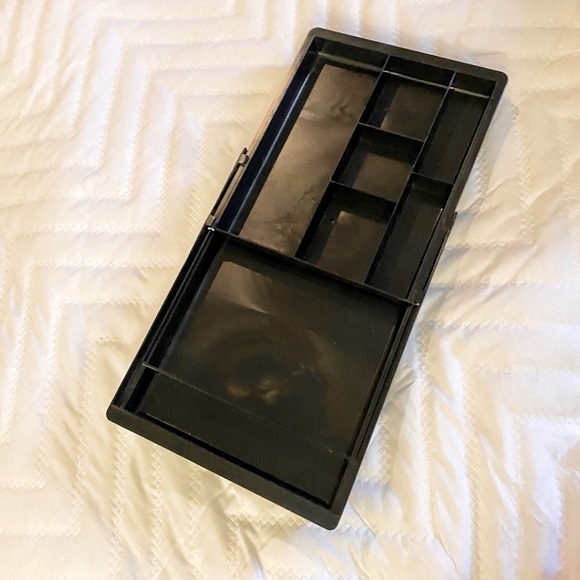 🎉$4 FOR $10🎉 Drawer Organizer - Picture 3 of 3